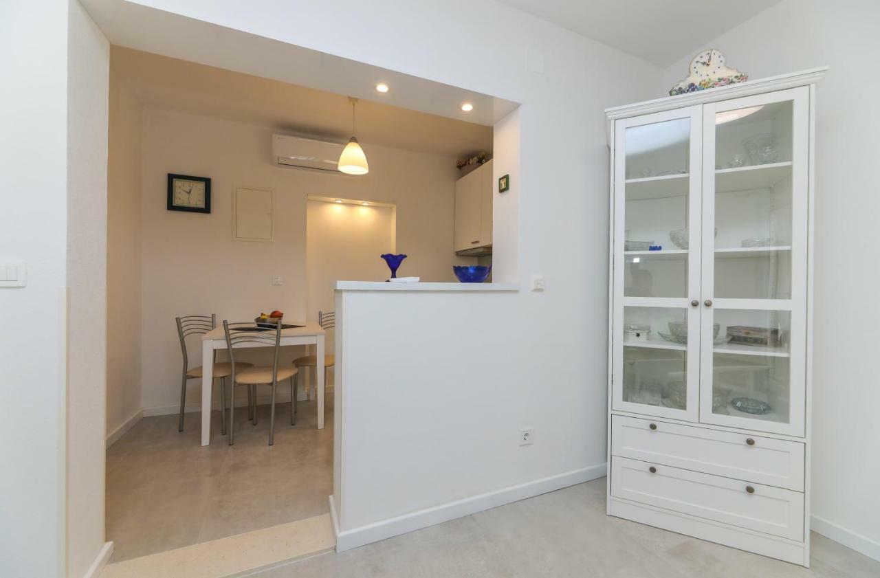 Apartment M&J Supetar Eksteriør billede