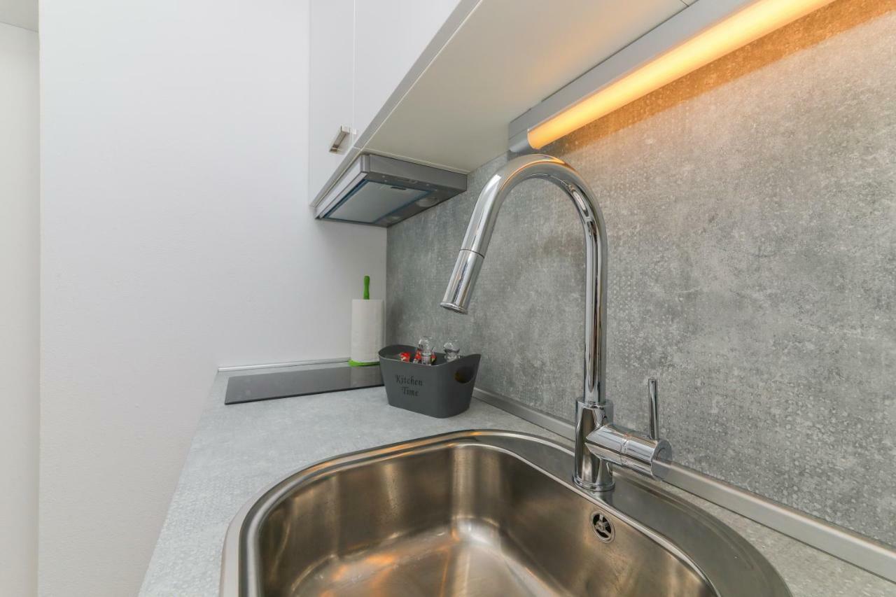 Apartment M&J Supetar Eksteriør billede